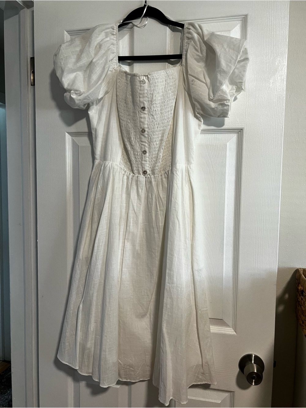 Carly Jean Los Angeles White Puff Sleeve Button-Front Dress